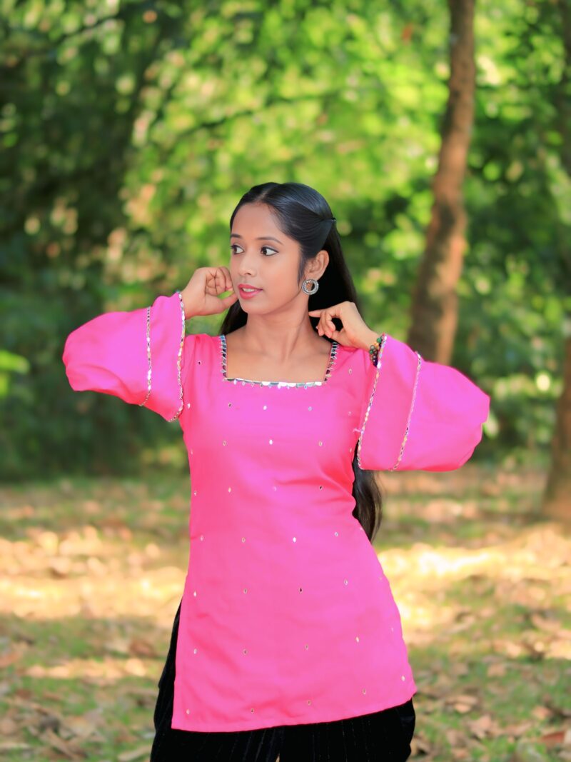 Pinki Mirror Glow Short Kurti